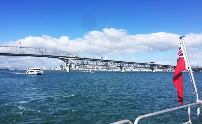 Fullers Harbour Cruise takes in the Auckland Harbour Bridge