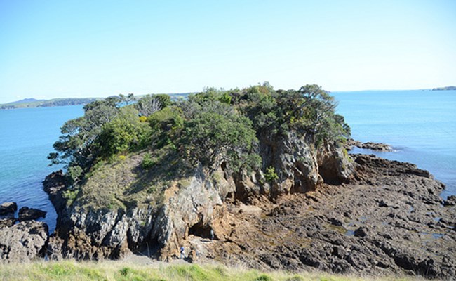 Waikalabubu Bay.jpg