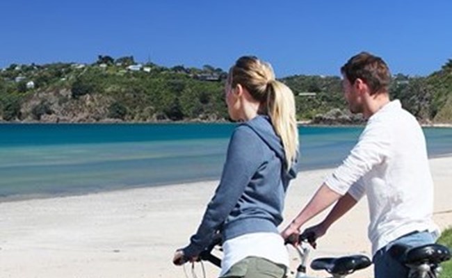 bike-waiheke sq.jpg