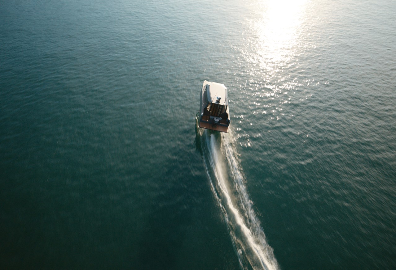 Electric Hydrofoil Experience Fullers360.jpg